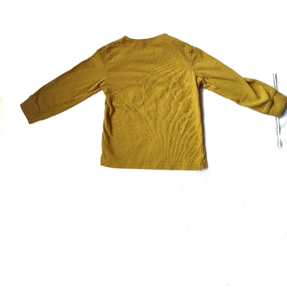 Little Boy's Carter's brand, size 2T, long sleeve shirt. - Picture 2 of 3